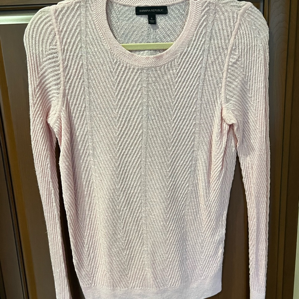 Banana Republic Soft Pink Knit sweater